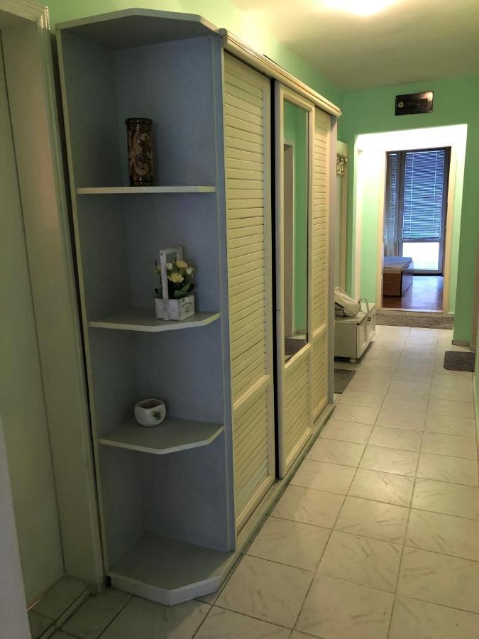 Spacious Beautiful Apartment - Prime Location Varna ภายนอก รูปภาพ
